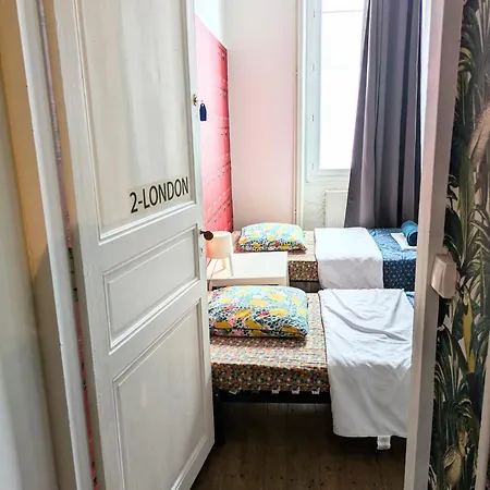 White Chapel Bed and Breakfast *