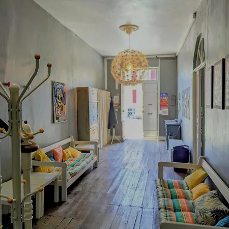 White Chapel Bed & Breakfast Condom